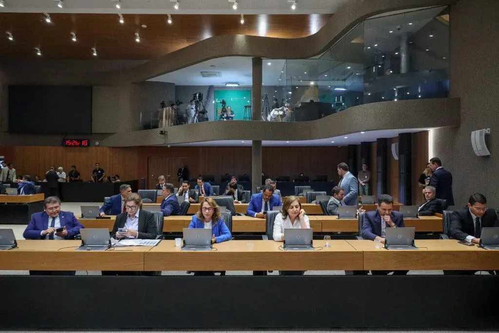 Plenário da Assembleia Legislativa de Pernambuco durante votação
